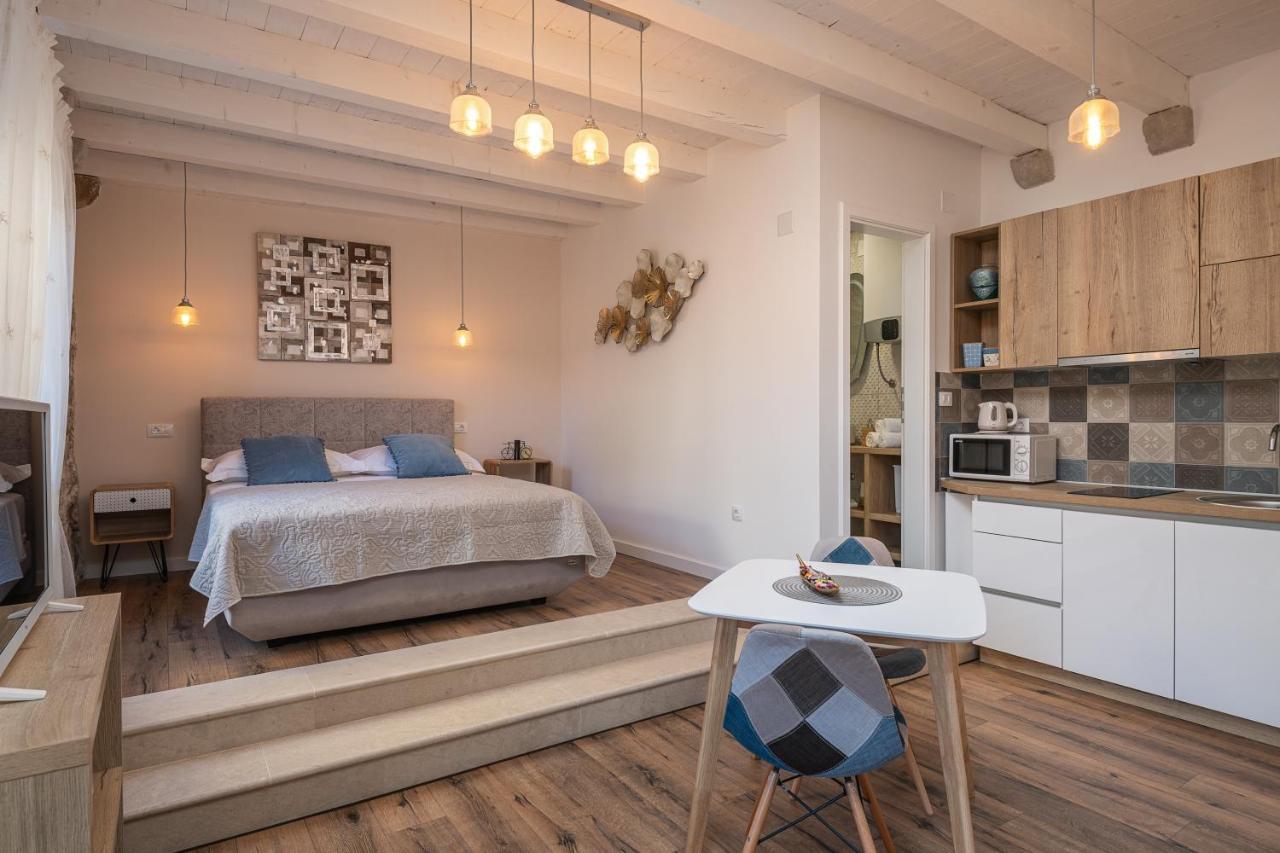 קאבטאט Apartments Villa Agava מראה חיצוני תמונה